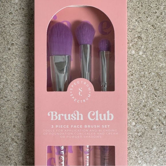 Spectrum Brush Club - Picture 3 of 8